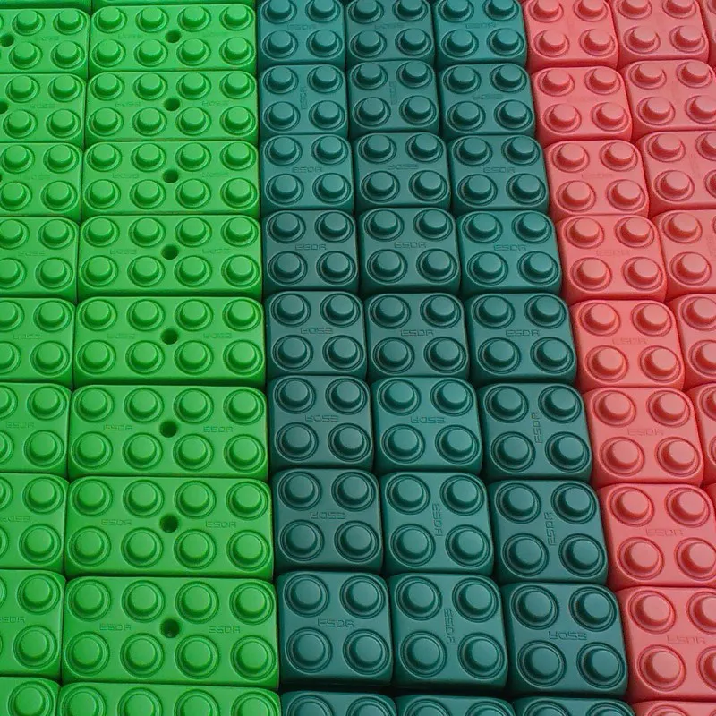 Petites briques de construction ESDA