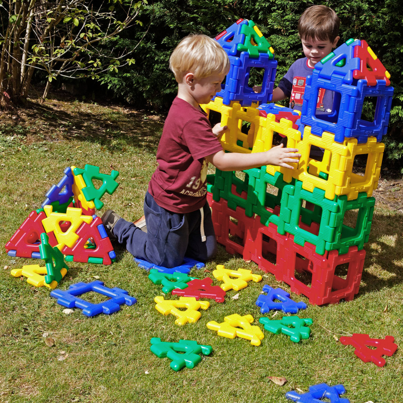 Giant Polydron jouet idéal pour la garde d’enfants, l’accueil extrascolaire et les écoles Giant Polydron jouet idéal pour la garde d’enfants, l’accueil extrascolaire et les écoles