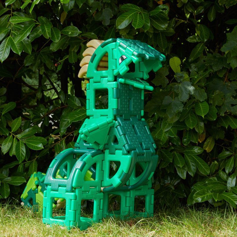 Un dinosaure dans les buissons Un dinosaure dans les buissons