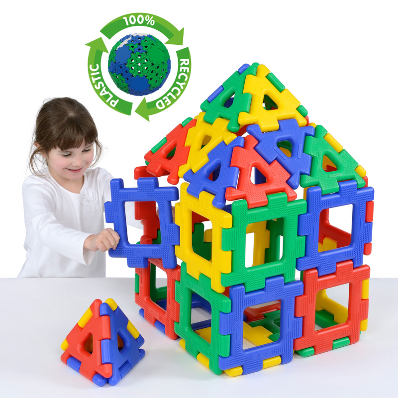 Les enfants construisent ensemble une maison avec Giant Polydron – idéal pour la coopération et la motricité. Les enfants construisent ensemble une maison avec Giant Polydron – idéal pour la coopération et la motricité.
