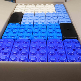 Set Aqua avec des couleurs bleues calmes.  Grands blocs de qualité.